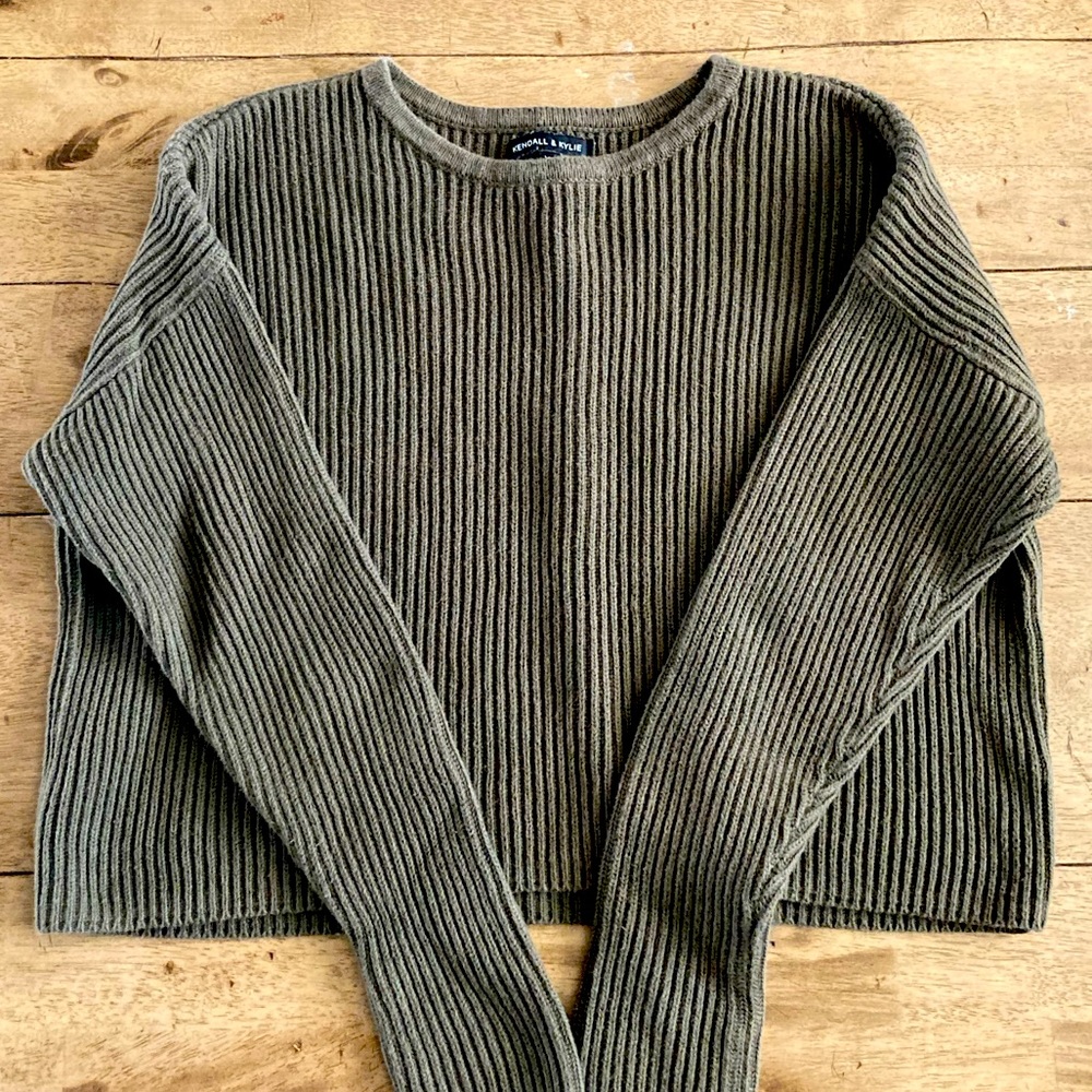 Pacsun Kendall & Kylie cropped sweater